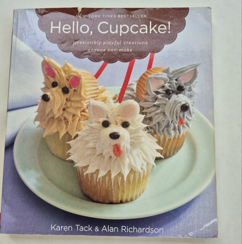 Book. Create Fun Cupcakes - Picture 1 of 11